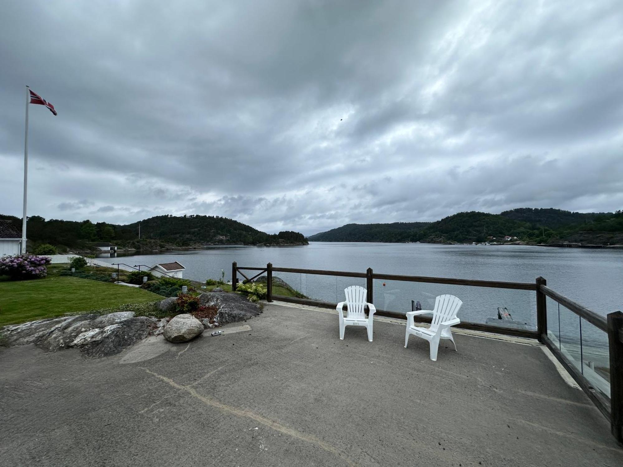 Ved Sjoen I Idylliske Apartment *